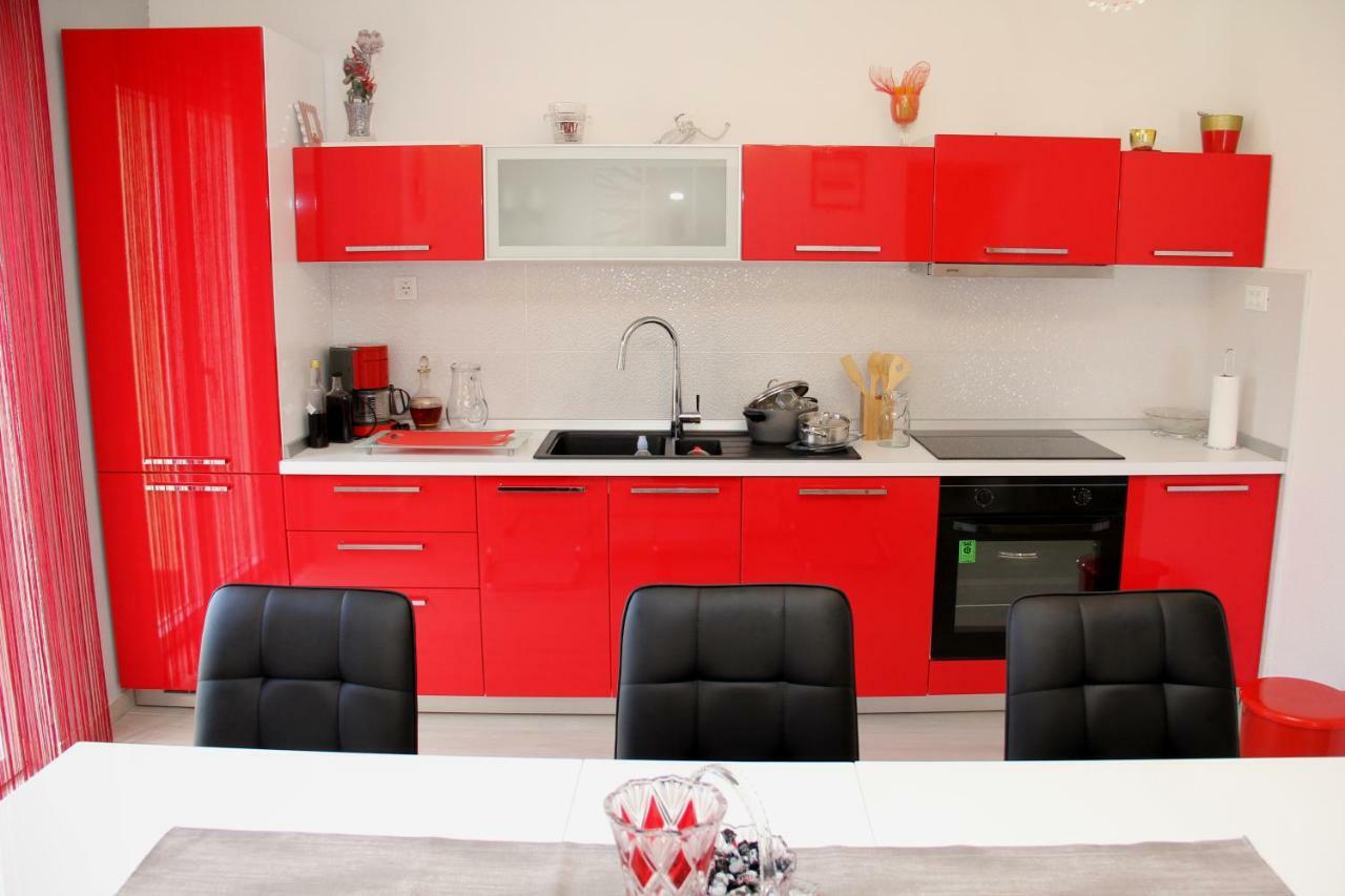 Apartmani Corleone Bilice Exterior foto